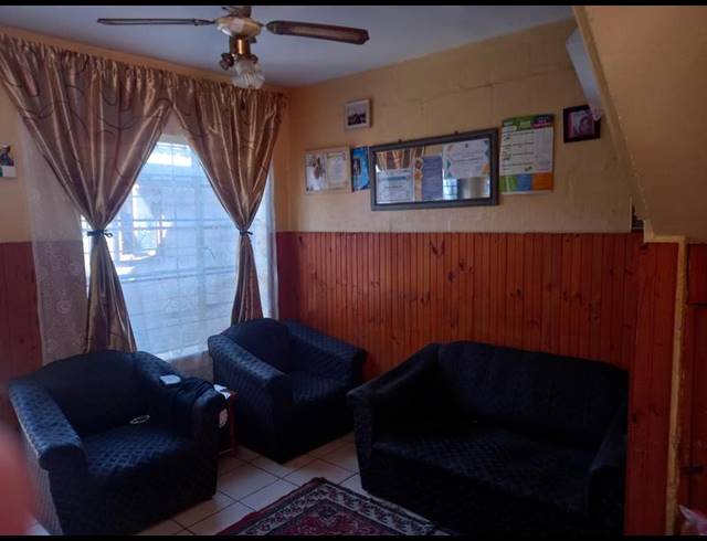 2 BEDROOM DUPLEX FOR SALE IN EPPING FOREST